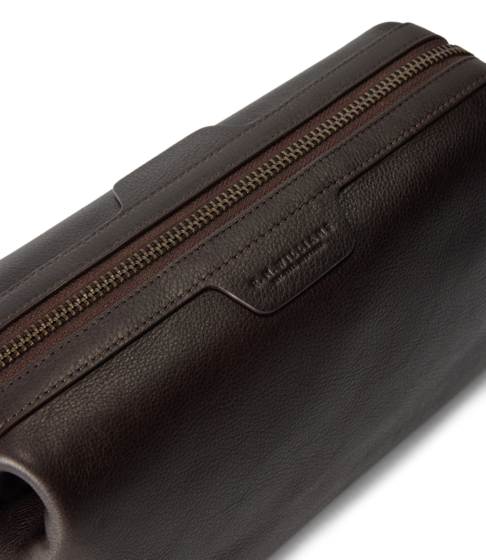 R.M.Williams - Farrier Washbag - Chestnut