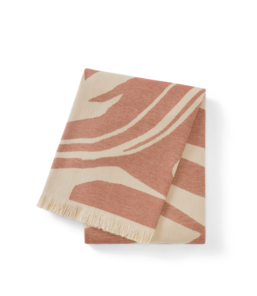 R.M.Williams - Longhorn Towel - Rustic Brown, lightweight cotton towel with vintage logo, ideal for beach or pool.