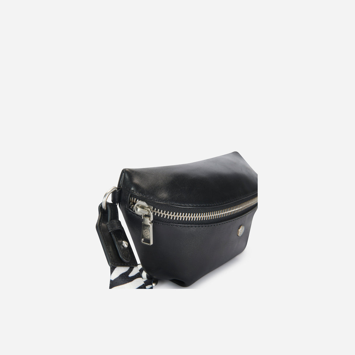 Jekyll and Hide - Womens Osaka Slim Leather Waist Bag - Tan and Multiple Colours in stylish black leather with zipper.