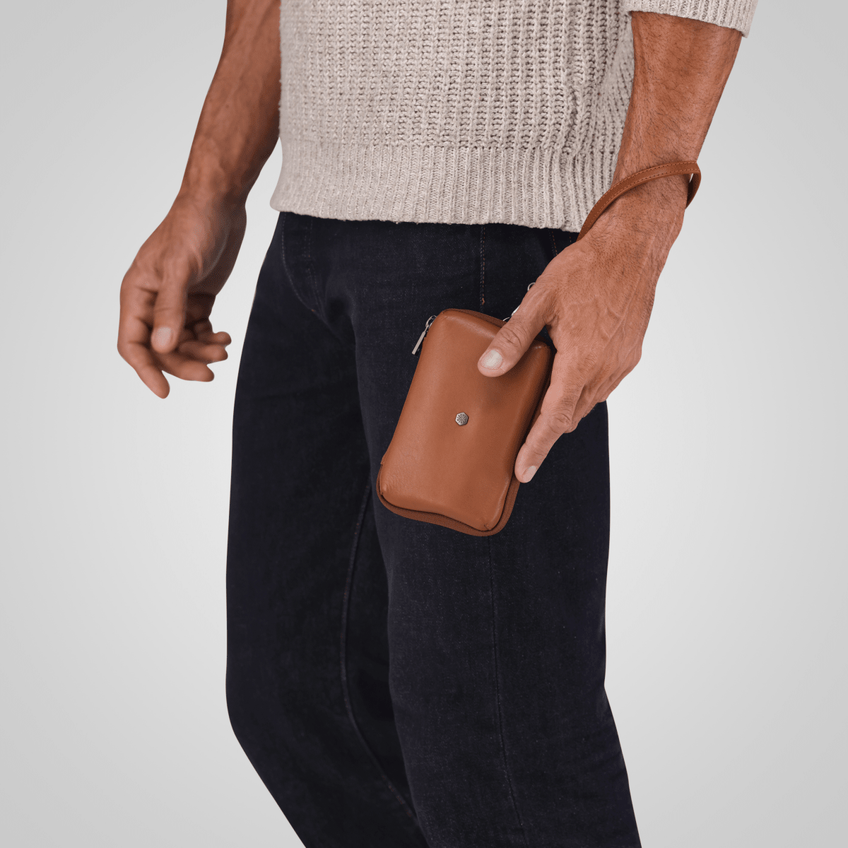 Jekyll and Hide - Compact Zip Around Cable Pouch - Tan | Black | Mocha