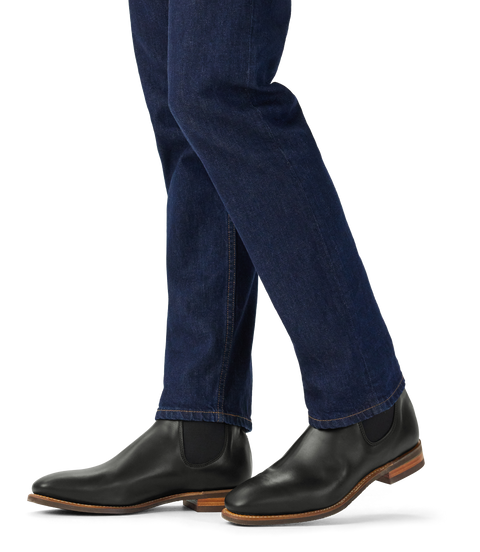 R.M.Williams - Comfort Craftsman Boot - Yearling Leather - Raw Edge -  Black - H Fit