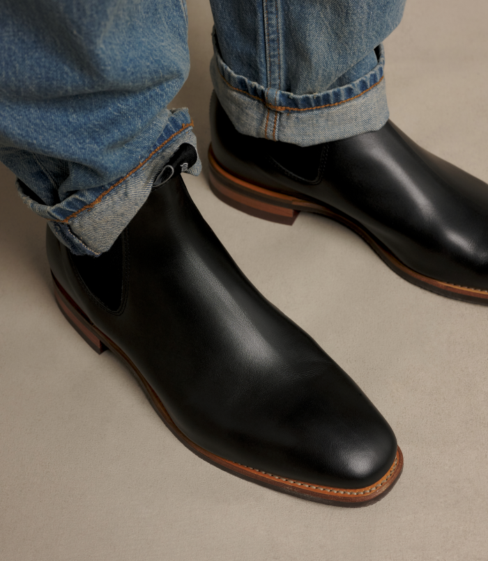 R.M.Williams - Comfort Craftsman - Yearling Leather - Raw Edge - Black - G Fit