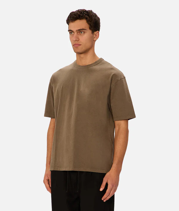 Industrie - The Del Sur Tee - Bark - MULTIBUY worn by a model, showcasing its oversized silhouette and relaxed fit.