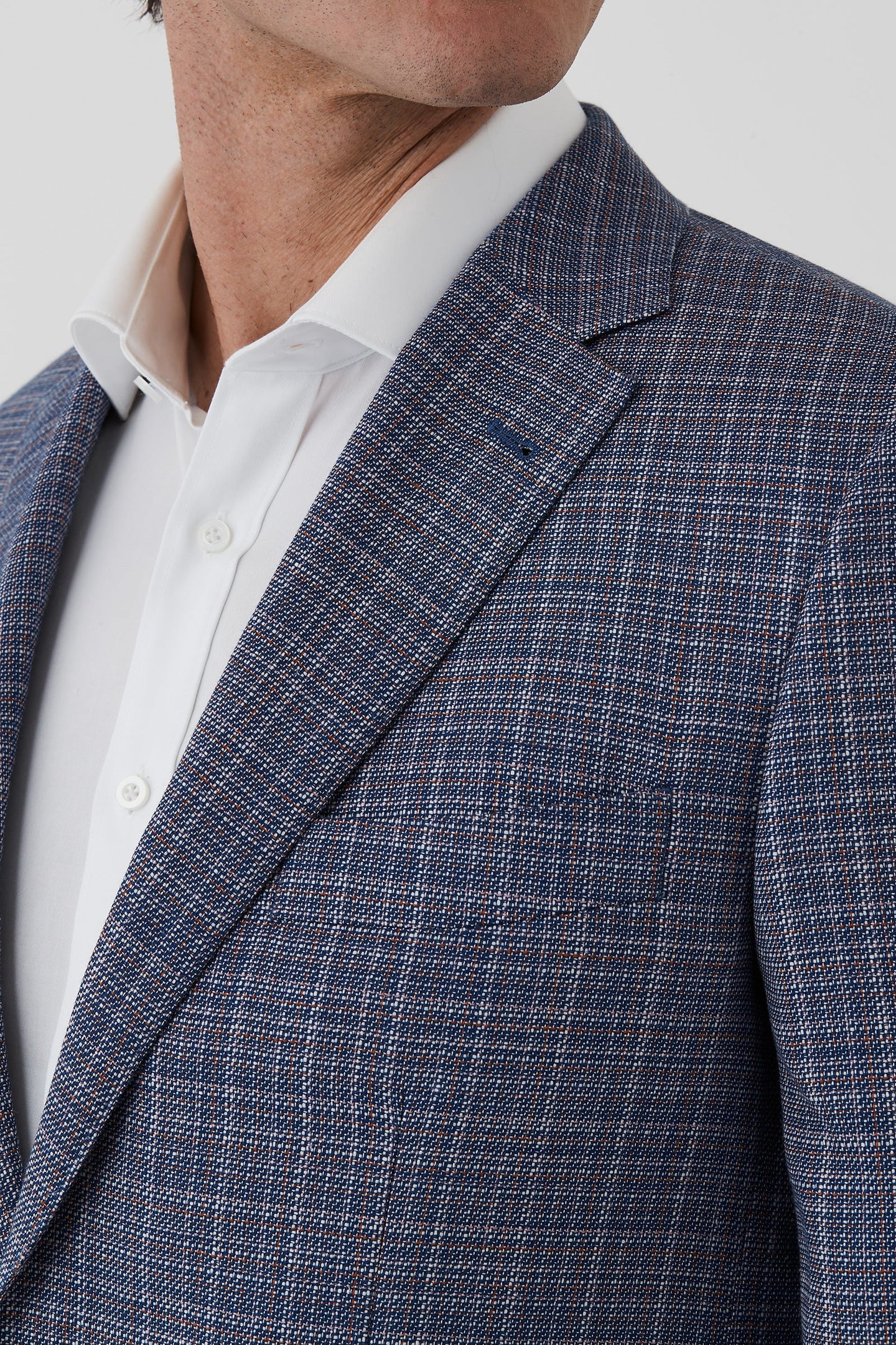 Dom Bagnato - Wool/Linen Blend Sportscoat - Blue, showcasing the refined fabric and tailored fit.