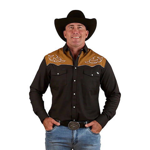 Ringers Western - Franklin Western Shirt - Charcoal worn by a man with a cowboy hat showcasing western style details.