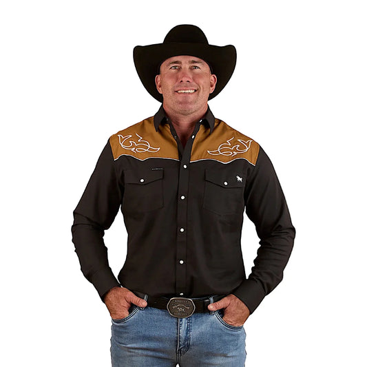 Ringers Western - Franklin Western Shirt - Charcoal worn by a man with a cowboy hat showcasing western style details.