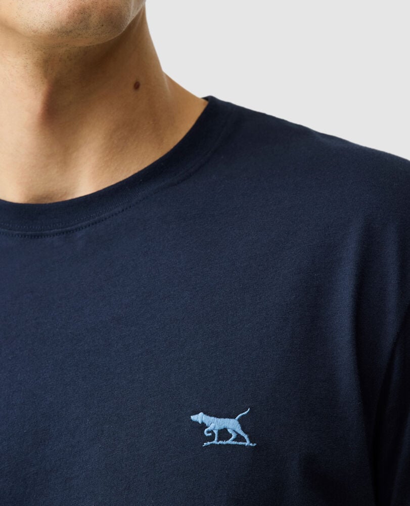 Rodd & Gunn - The Gunn T-Shirt 2.0 - Midnight - MULTIBUY featuring signature pointer embroidery on classic crew neck.