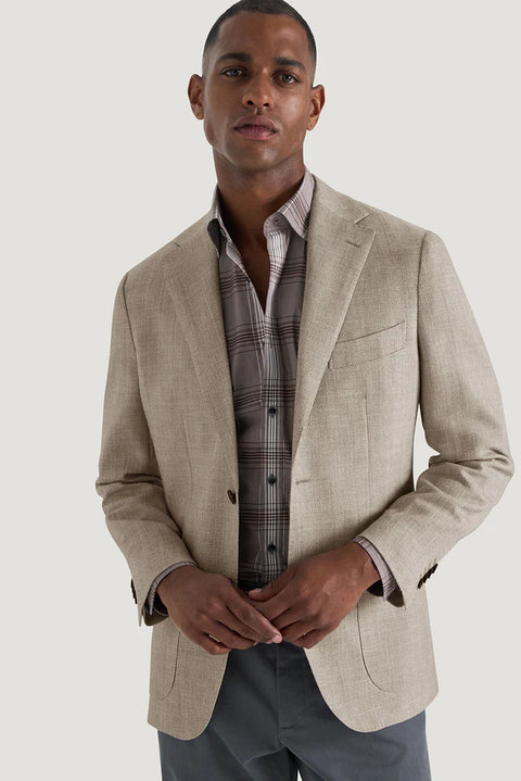 M.J.Bale - Hailwood Jacket - Light Brown worn by model, showcasing luxurious texture and sophistication.