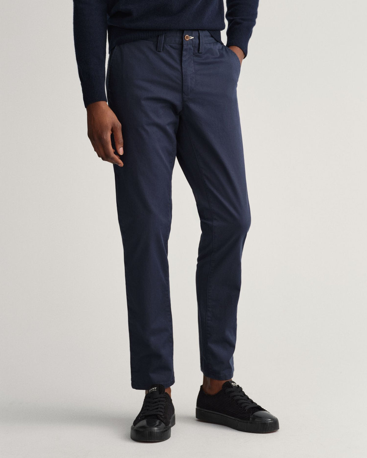 GANT - Hallden Slim Fit Twill Chino - Dark Khaki | Navy | Black