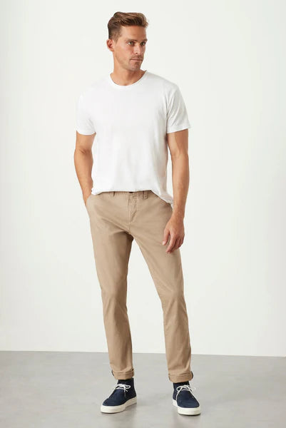 M.J. Bale - McQueen Chino - Tobacco