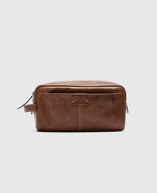 Rodd & Gunn - Princeton Washbag - Cognac, premium cow leather with zip pocket and leather handle.