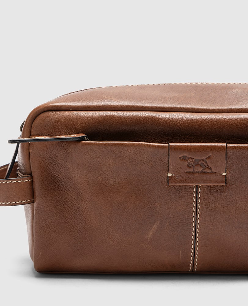 Rodd & Gunn - Princeton Washbag - Cognac featuring soft cow leather and contrast stitch detail.