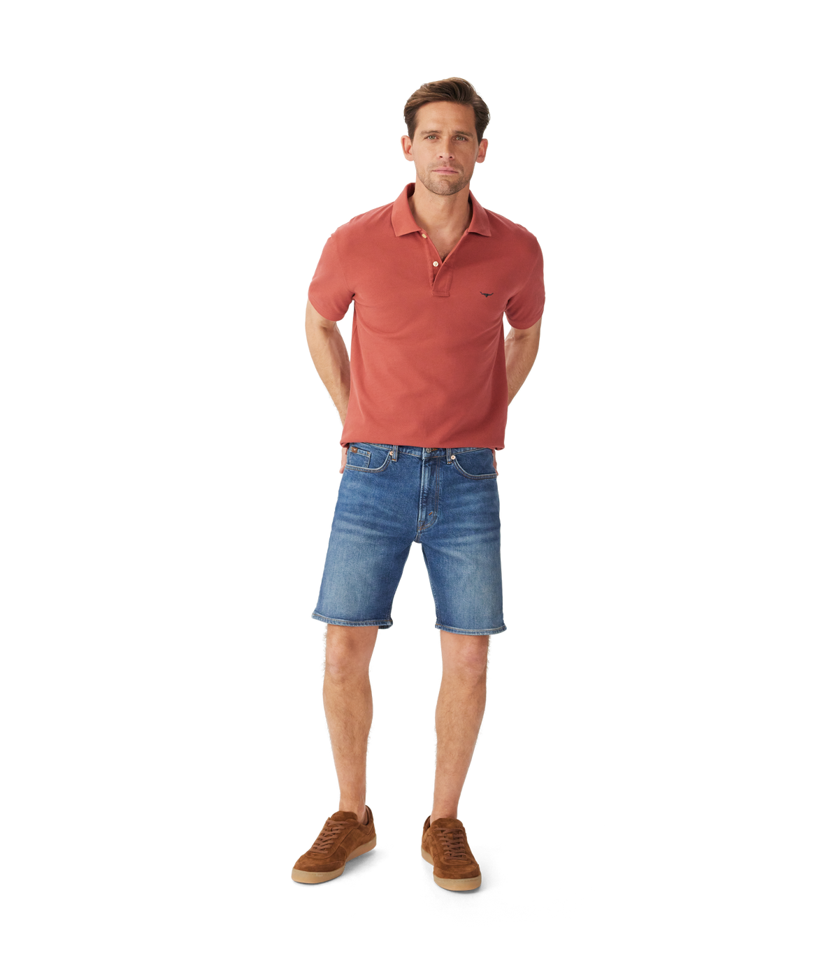 R.M.Williams - Nicholson Denim Short - Vintage Indigo model wearing denim shorts with a casual shirt and shoes.