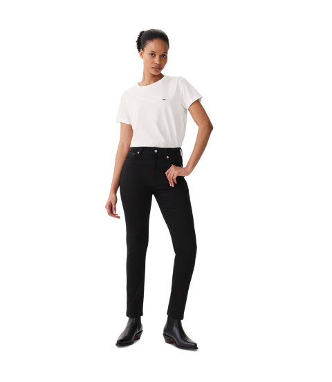 R.M.Williams - Albury Jean - Black Rinse Wash worn by model featuring a classic white tee and stylish ankle boots.