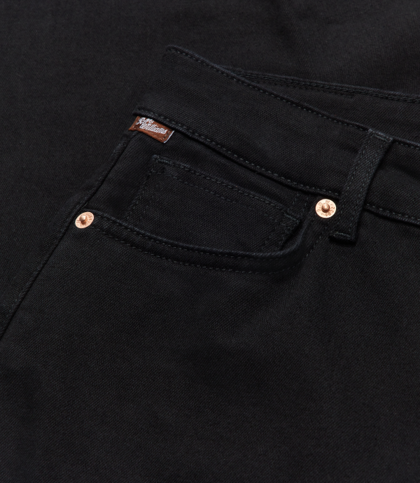 R.M.Williams - Albury Jean - Black Rinse Wash close-up showing pocket and branded hardware details.