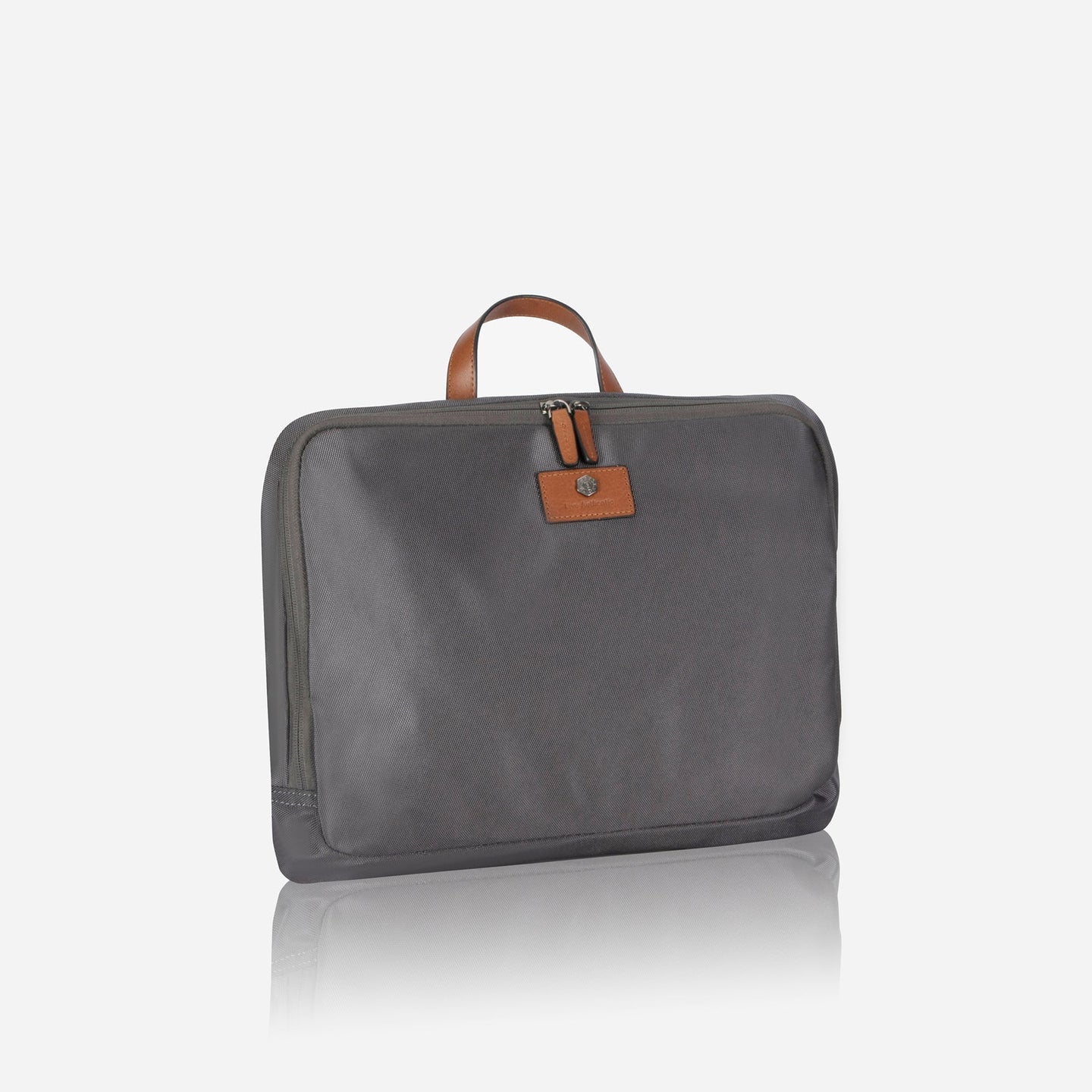 Jekyll and Hide - Shirt & Laundry Travel Bag - Grey, a stylish and practical accessory for organized travel.