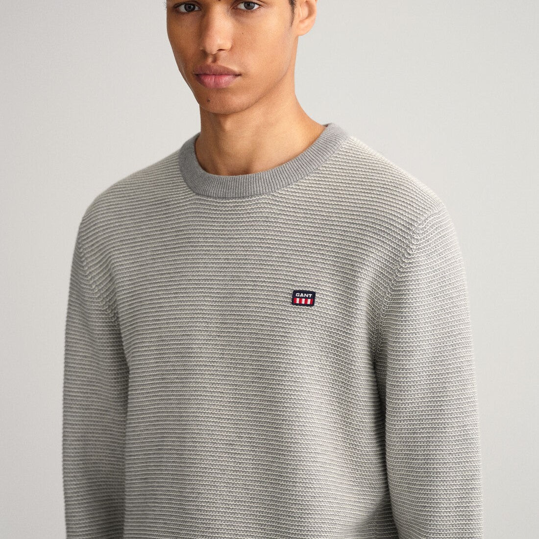 GANT - Light Texture Crew Neck Sweater - Grey Melange