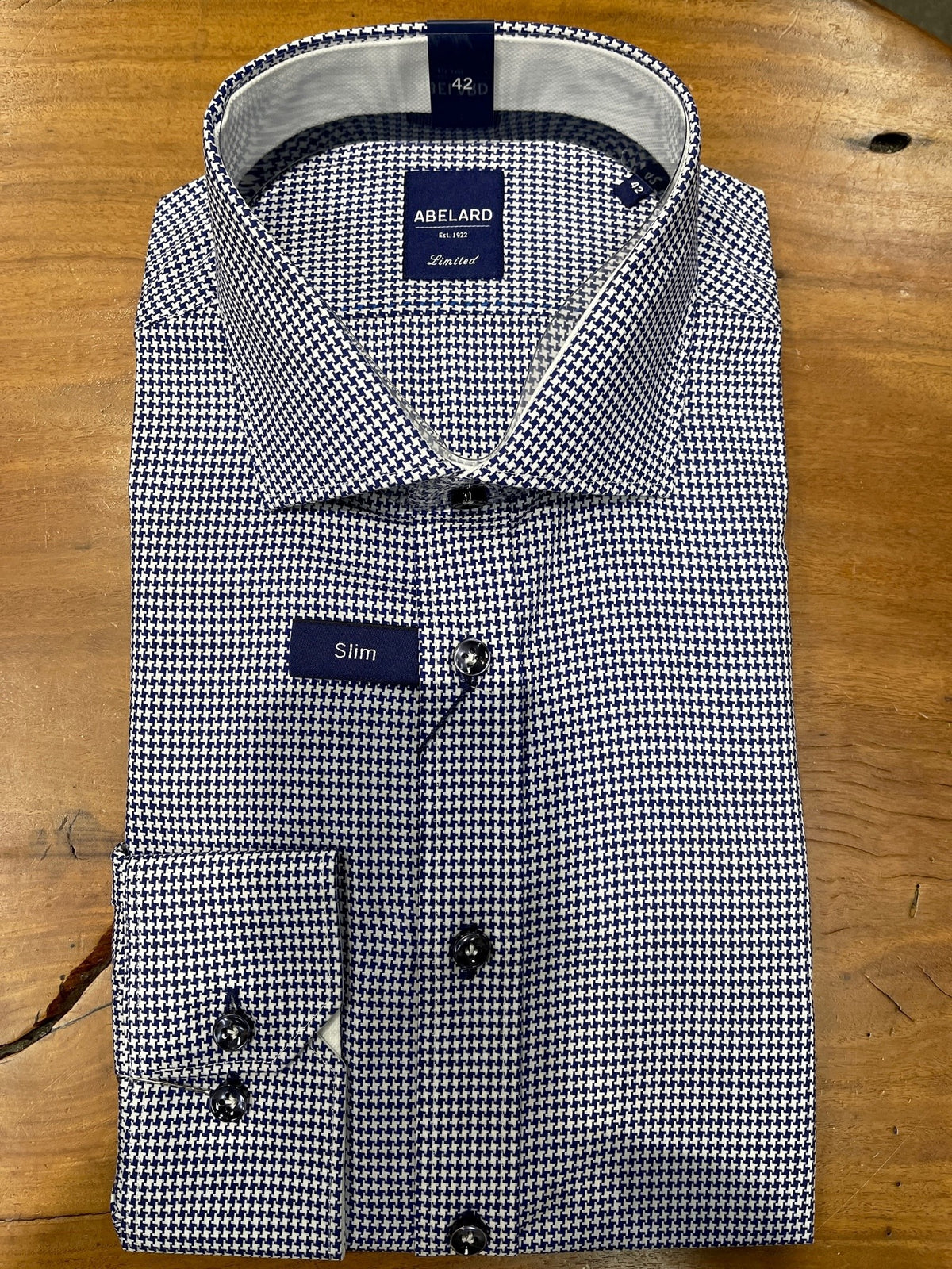 Abelard Long Sleeve Business Shirt - Geormetric print - Navy & White